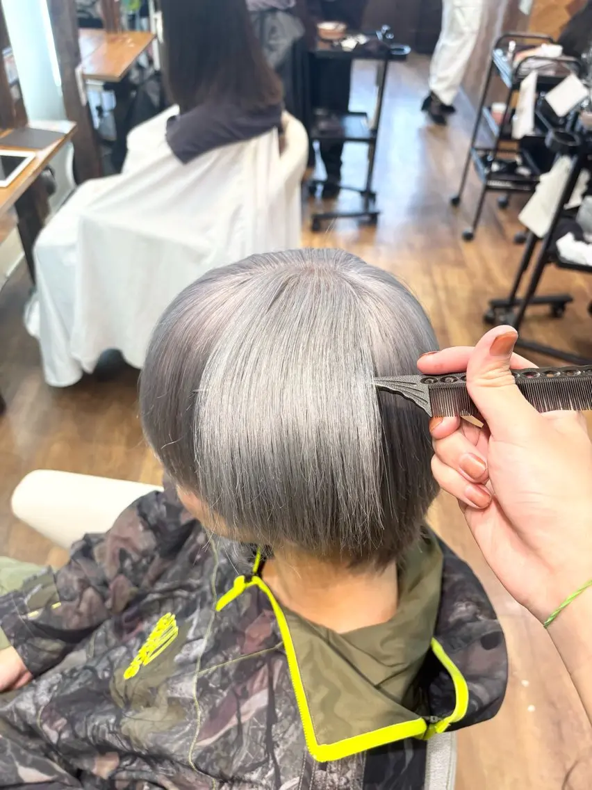 カラー メンズ ヘアカラー トリートメント ヘッドスパ 【ハイトーン特化】 🦋森山陽向/大宮のヘアスタイル