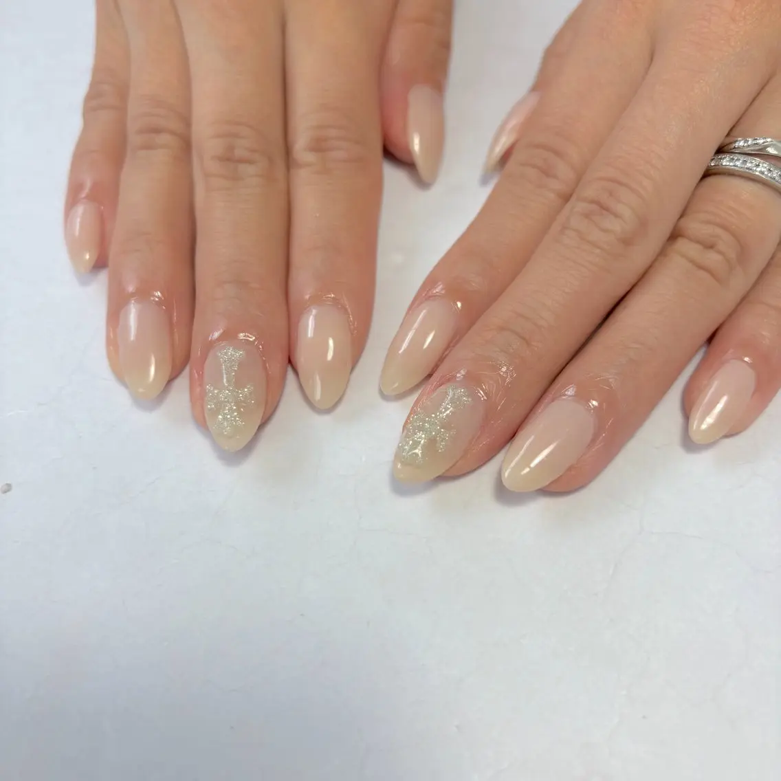 ネイル フラッシュネイル シンプルネイル ホワイト ハンドネイル Nail Salon noiのネイルデザイン