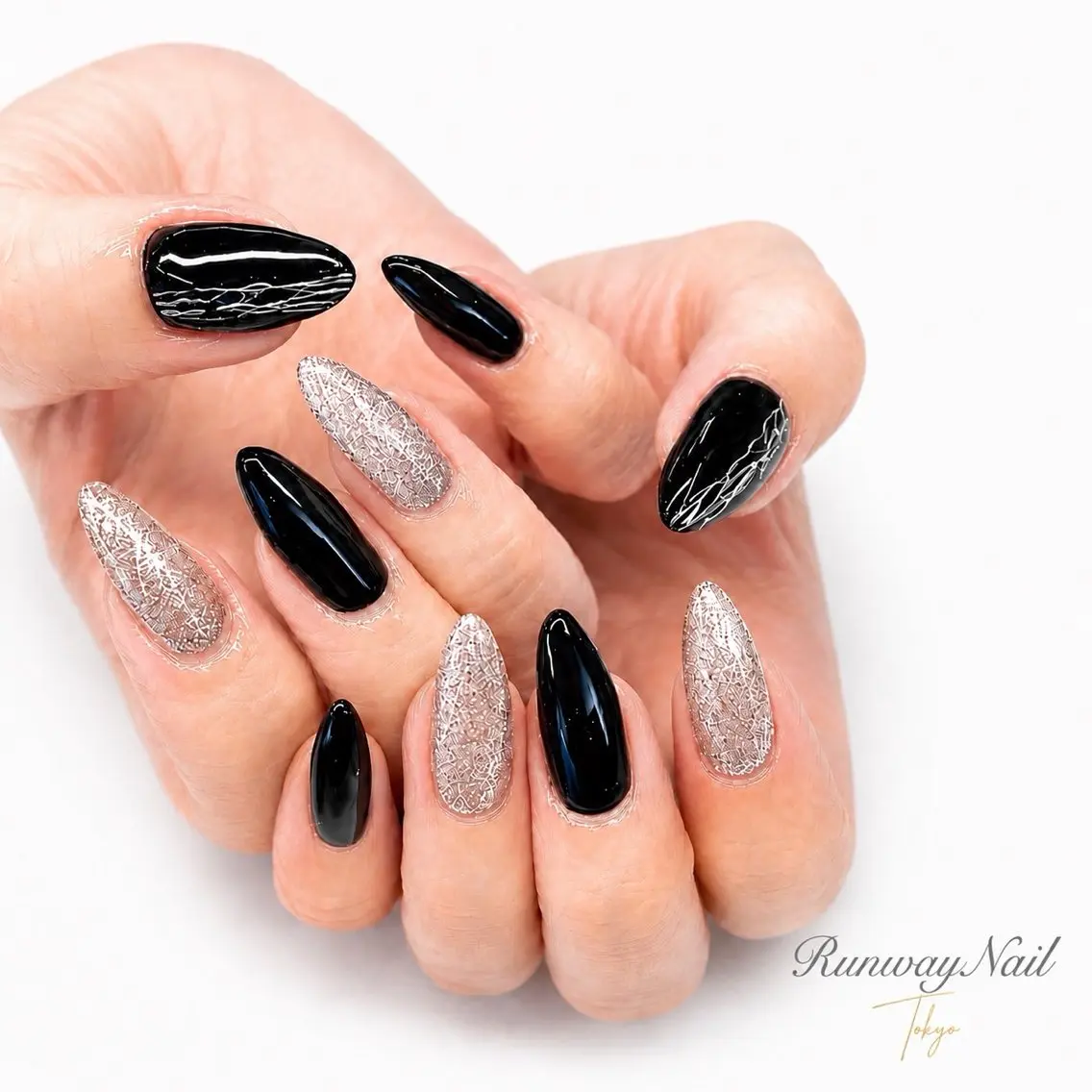 ネイル RunwayNail Nako❤︎のネイルデザイン