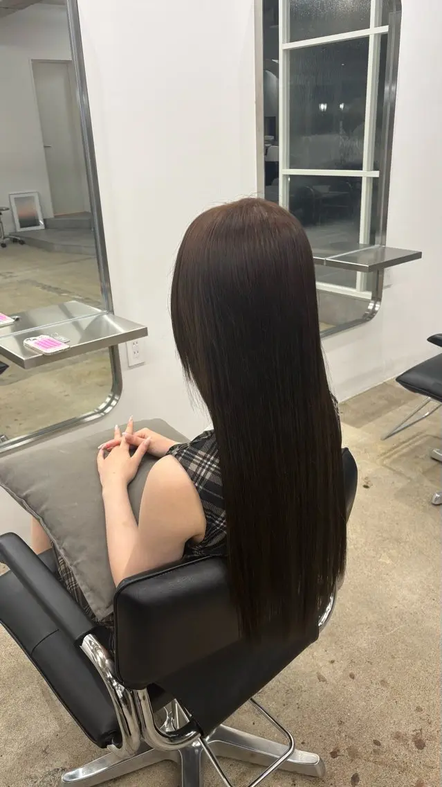 ロング カラー ロング 大和⚜️ナチュラル 艶カラー/高崎のヘアスタイル