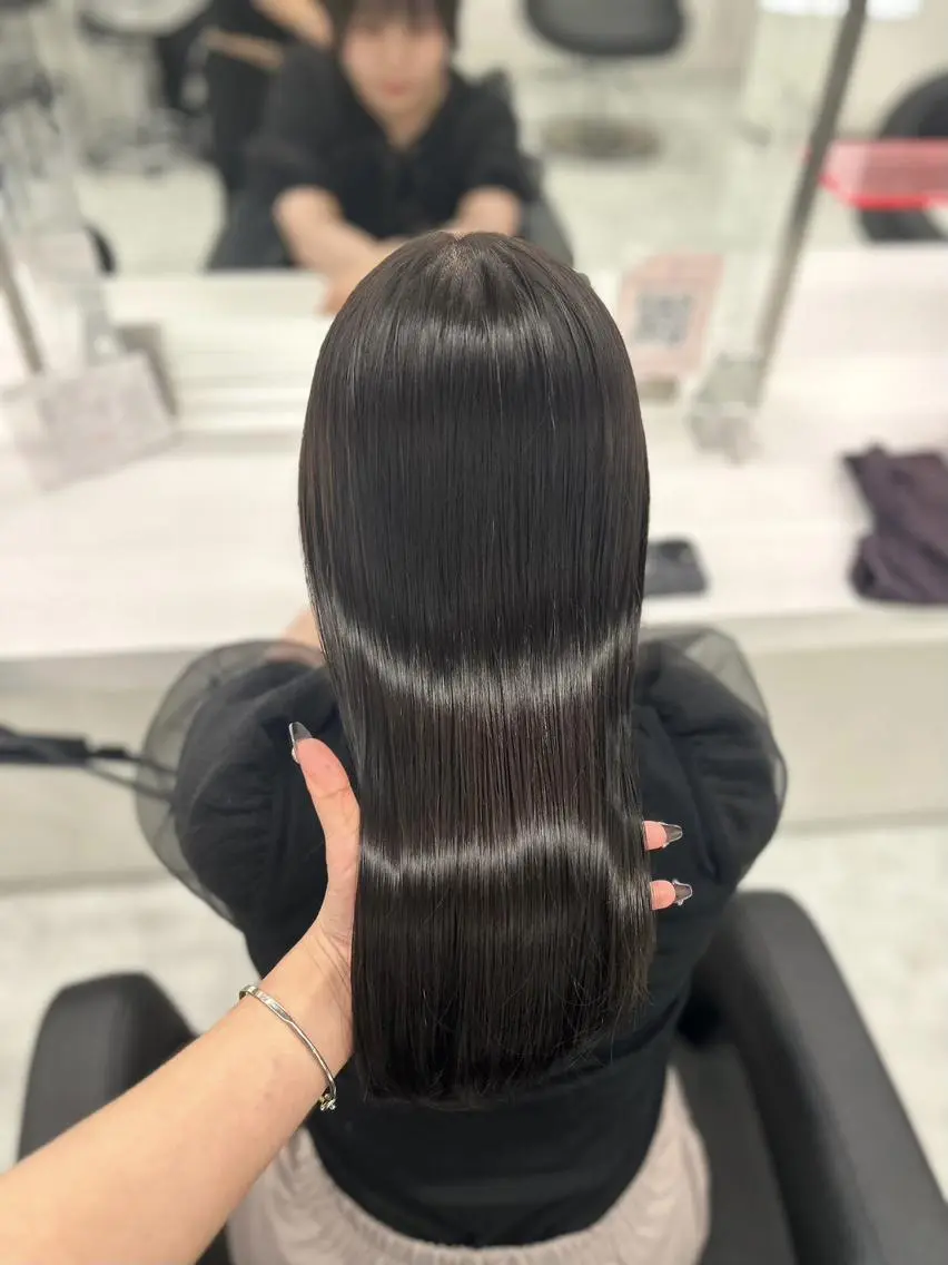 【🪞ミニモ限定🪞】似合わせカット＋うる艶透明感ワンカラー＋HITAトリートメント💎の写真
