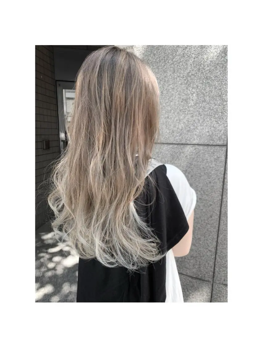 ケアブリーチWカラー✨+カット✂️+髪質改善トリートメント✨の写真