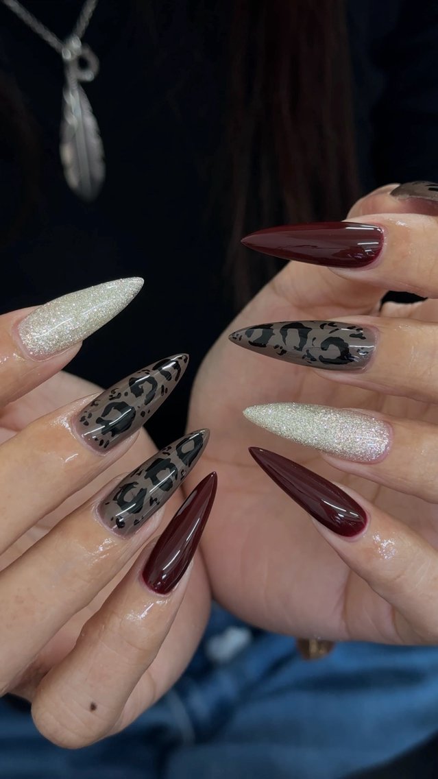 ネイル 持ち込み ワンホンネイル ハンドネイル AKIKO NAILのネイルデザイン