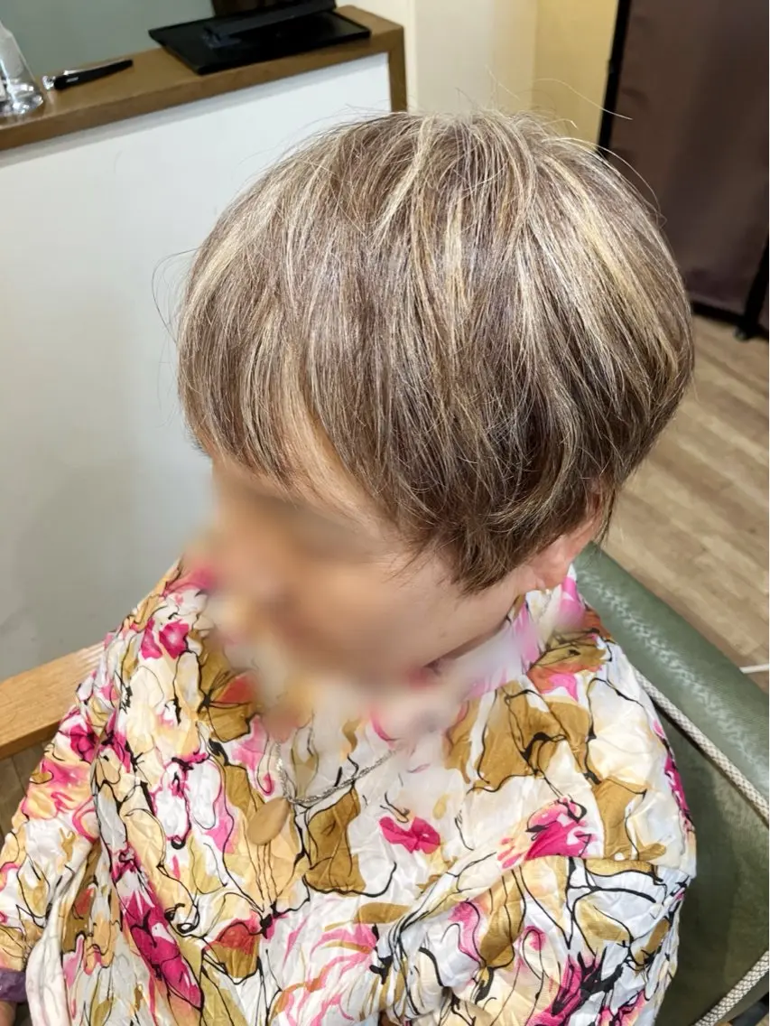 ショート カラー Ray hair 春日部のヘアスタイル