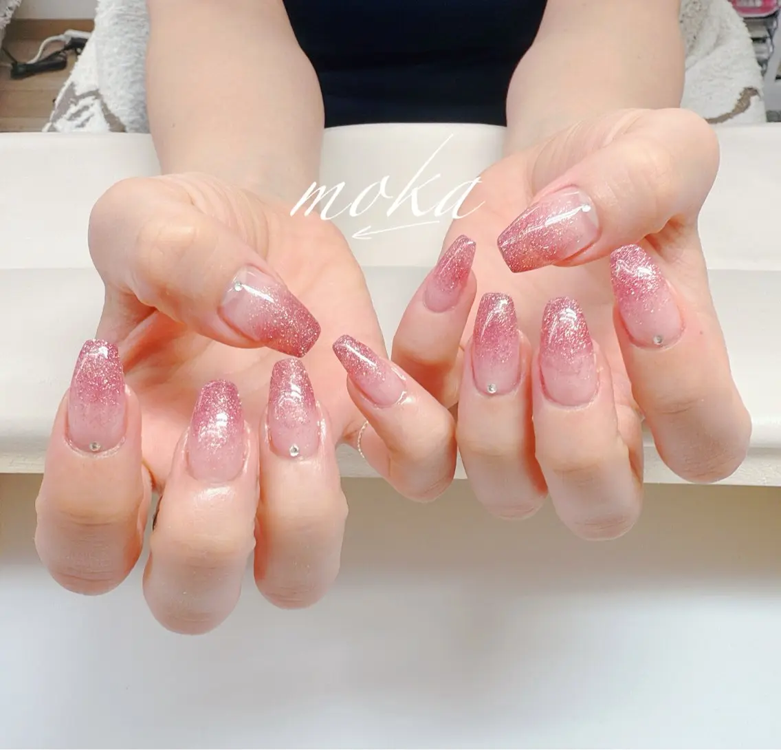 ネイル 胡蝶蘭レディースサロ ンNailMOKAのネイルデザイン