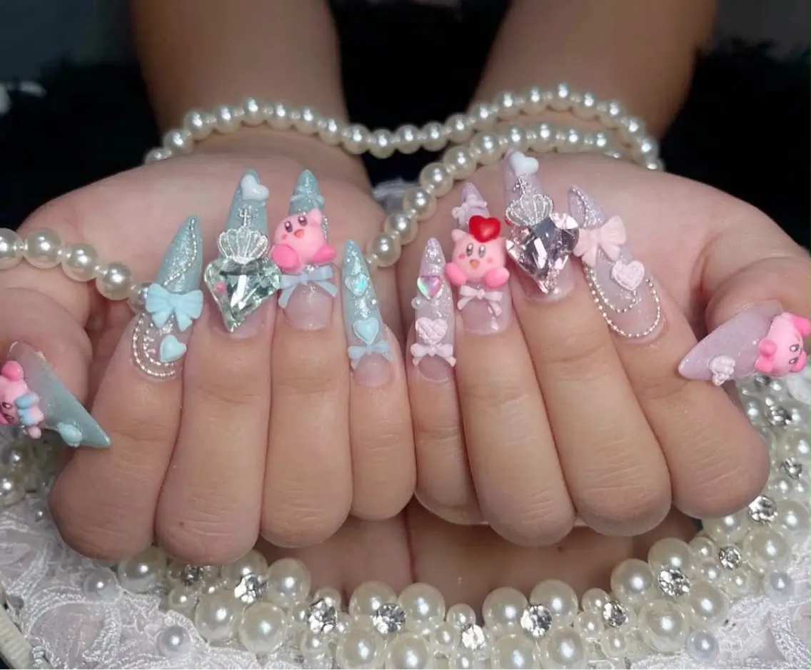 ネイル アートネイル ボルドー フレンチネイル ジェルネイル 氷ネイル・うるうるネイル ハンドネイル Julie Nail Rinのネイルデザイン