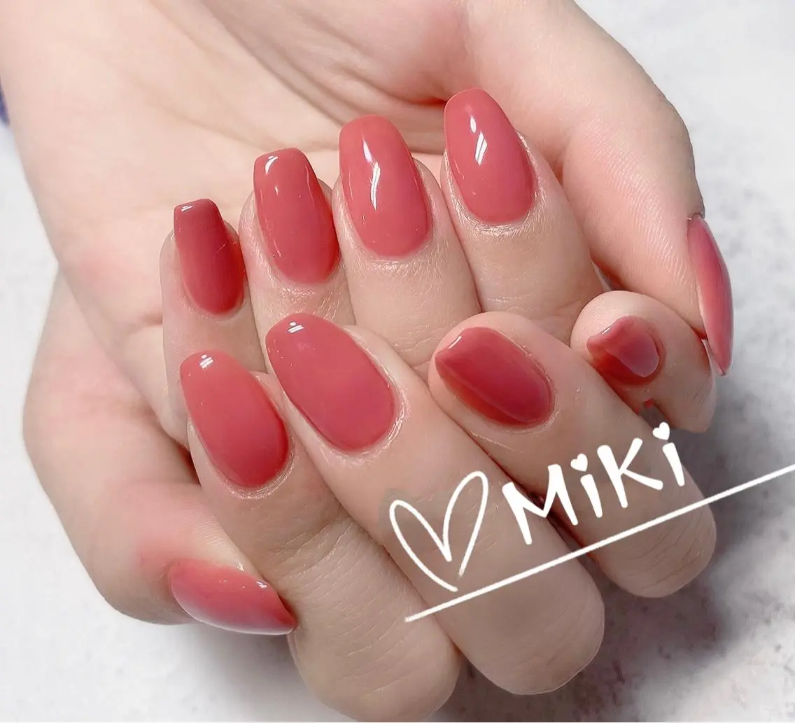 ネイル ハンドネイル ハンドケア 🦋 MiKi 🦋 ネイルサロンのネイルデザイン