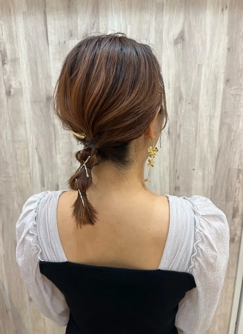 ヘアアレンジ 玉ねぎヘアー ヘアセット ヘアメイクネイリスト hidemi中目黒のヘアスタイル