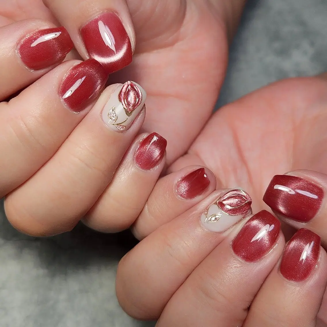 ネイル フラワーネイル 赤色 ハンドネイル 個人サロン saltnailのネイルデザイン