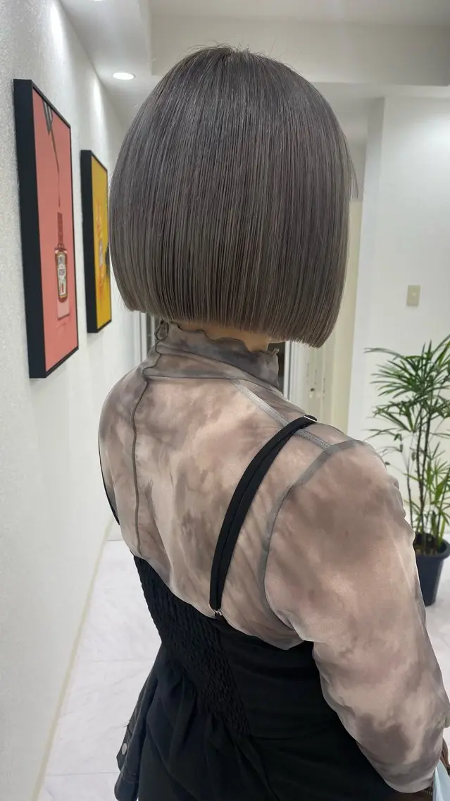 ショート カラー カット ヘアカラー 縮毛矯正 RURI韓国ボブ 🇰🇷タッセルボブのヘアスタイル