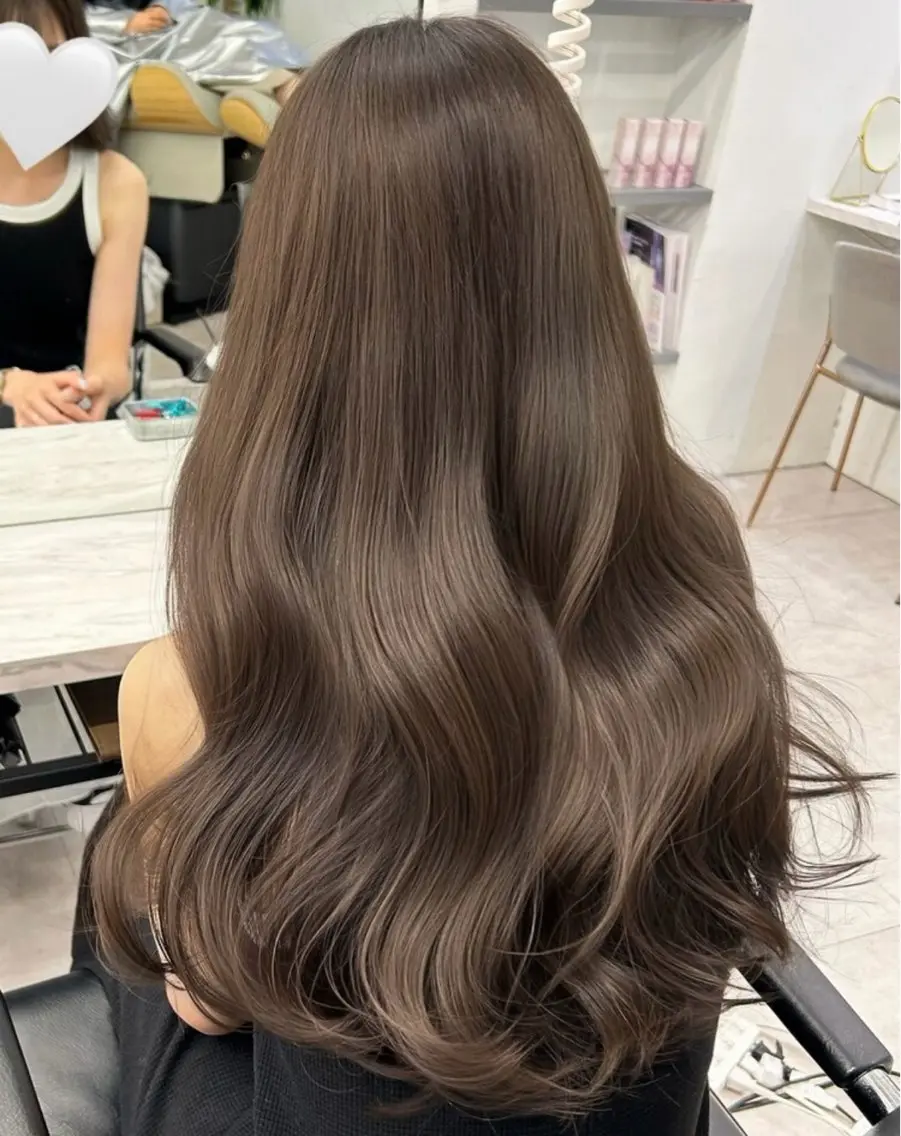 ロング カラー 井上 萌のヘアスタイル