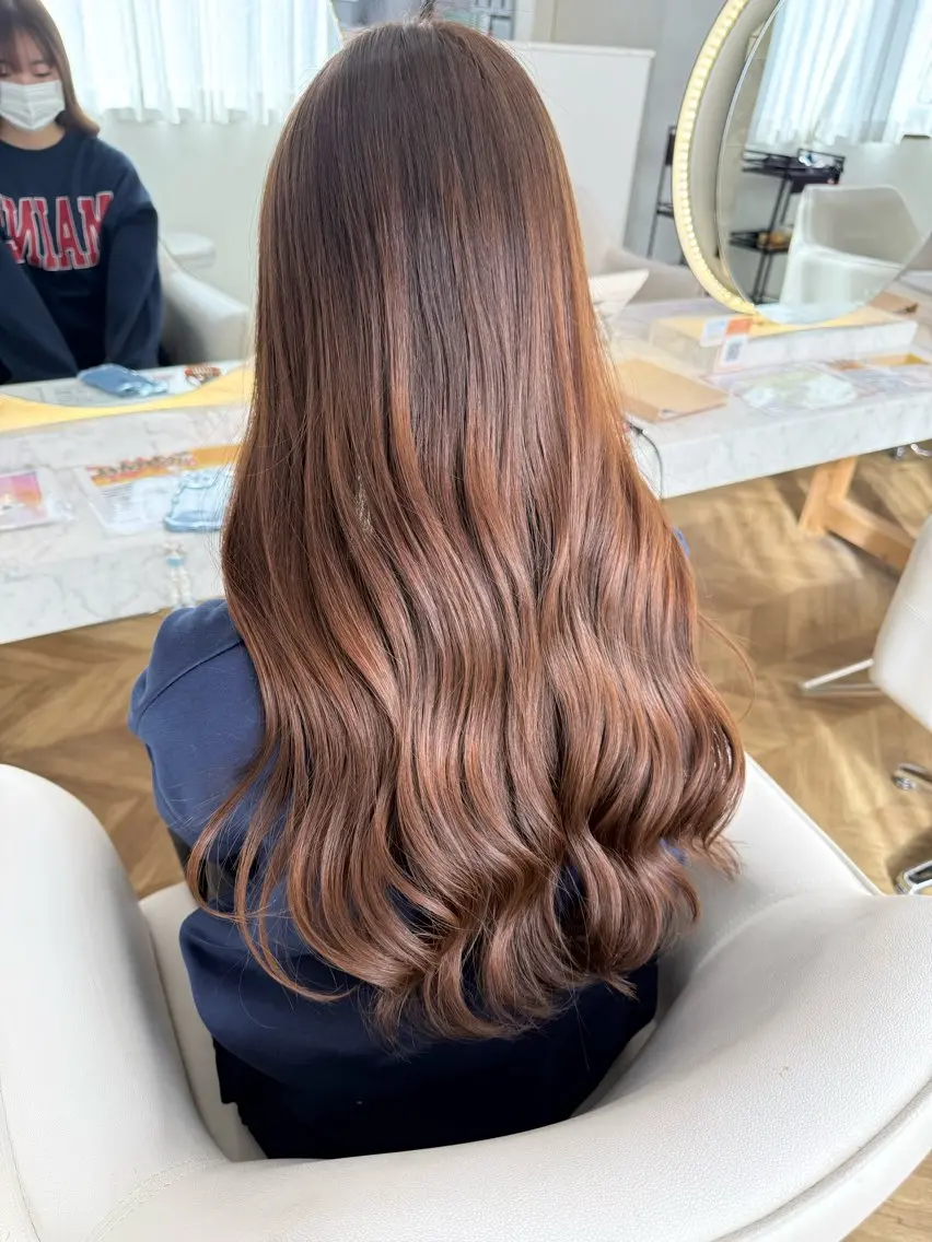 ロング カット ヘアカラー トリートメント 小林 美月  透明感カラーのヘアスタイル