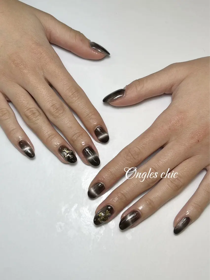 ネイル ハンドネイル ongles chicのネイルデザイン