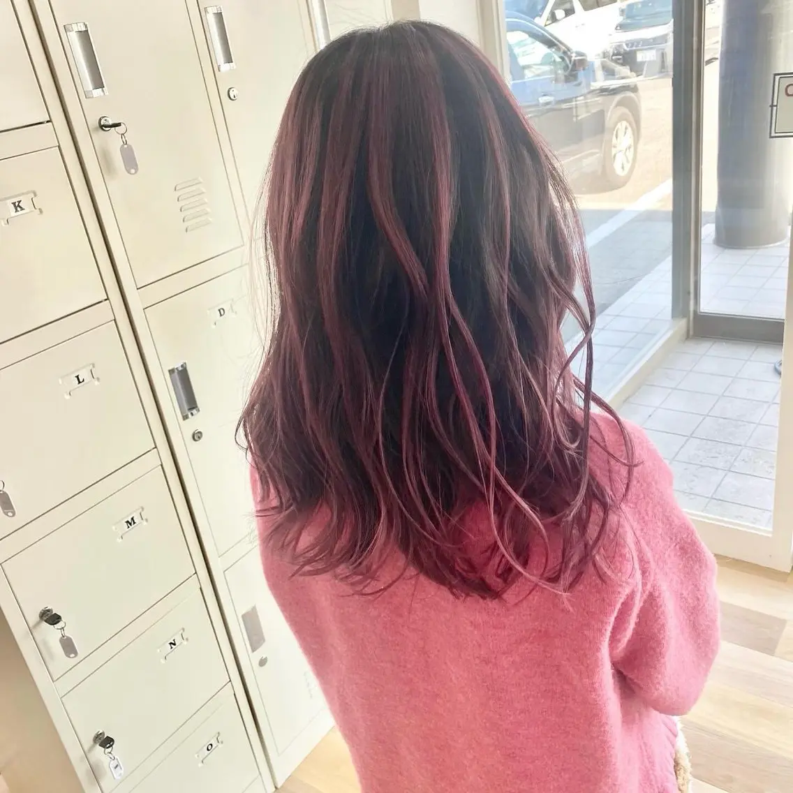 セミロング カット ヘアカラー トリートメント ケアブリーチ 黒瀬有汰のヘアスタイル