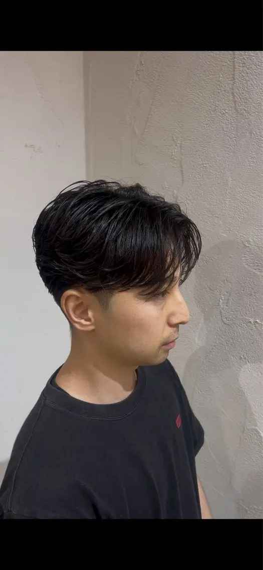 ミディアム 秋葉 玲唯のヘアスタイル
