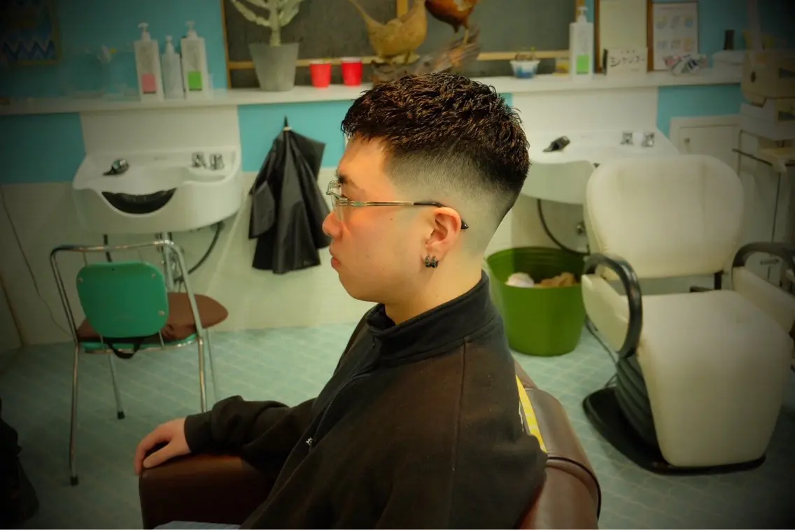 ショート カット パーマ 上戸鎖 宏樹のヘアスタイル
