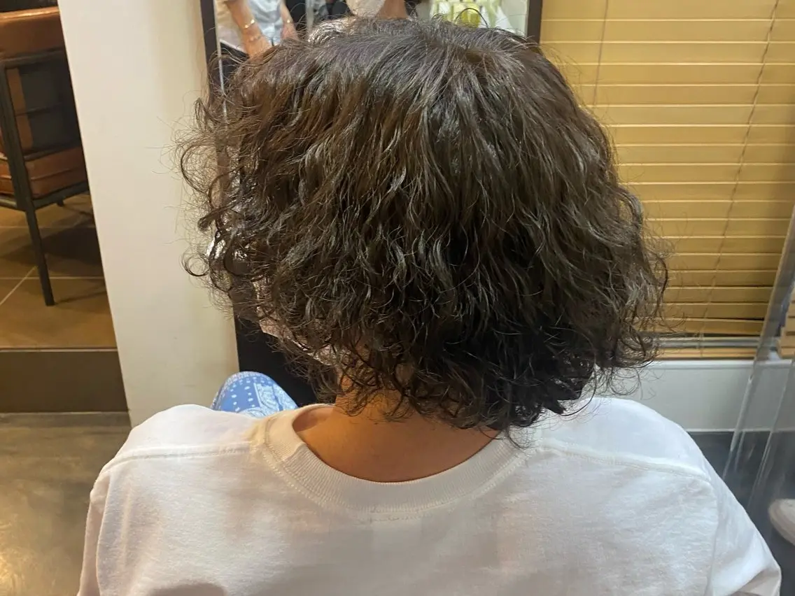 メンズ パーマ 【nui 茨木】 原田美紅のヘアスタイル