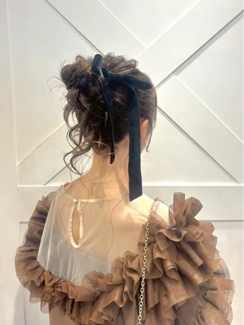 【アップヘア🩷】首元スッキリさせたい方におすすめ!!髪の毛アップで可愛さもアップ🎀💞の写真