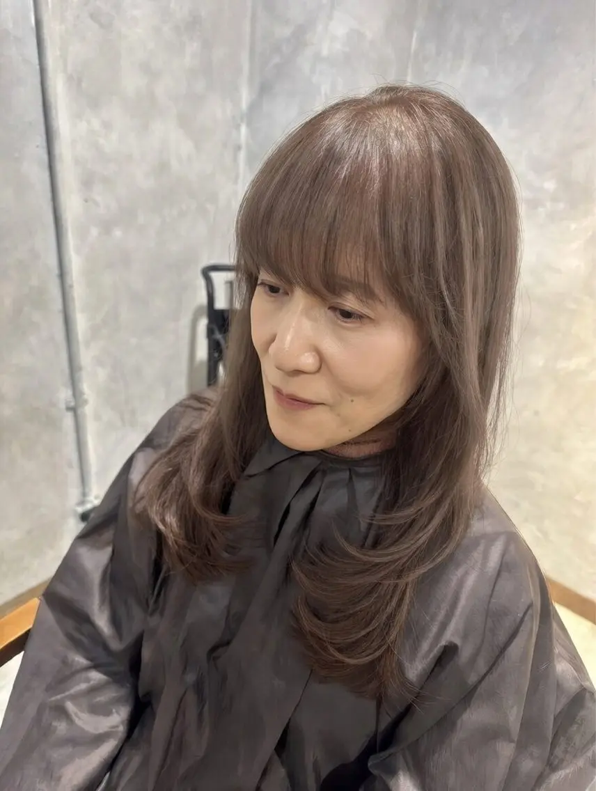 ロング カラー グレージュ 髪質改善/レイヤー カット☻岩本栄輝のヘアスタイル