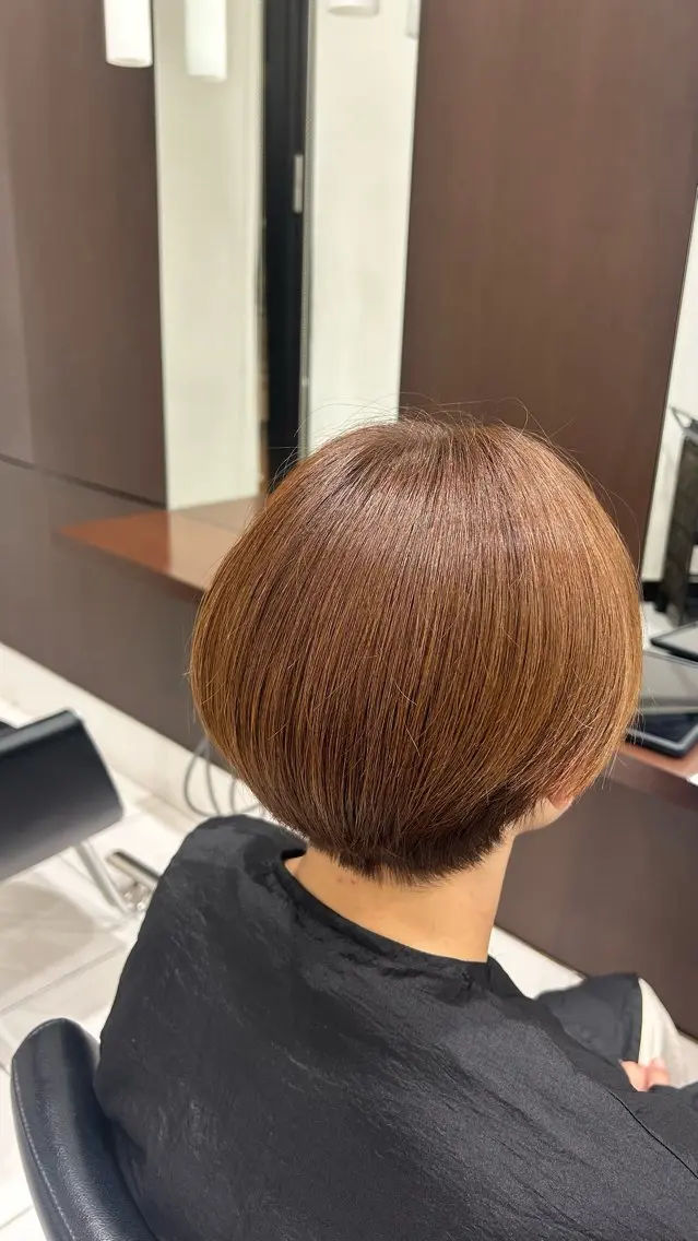 ショート カラー 中嶋 美華のヘアスタイル