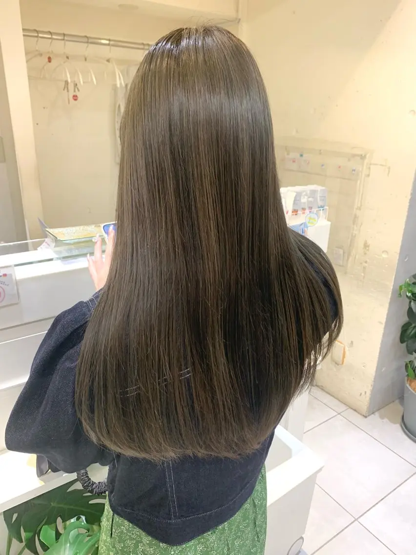 ロング 縮毛矯正 石川 心渚のヘアスタイル