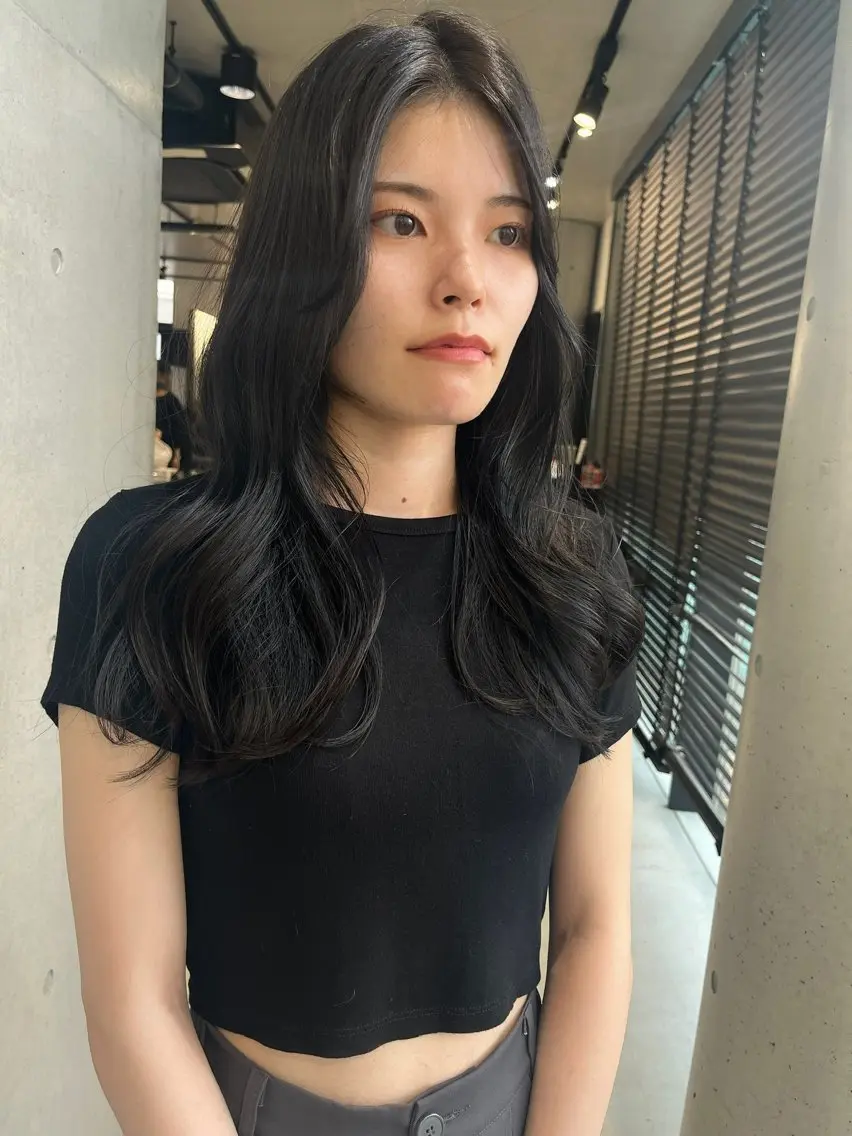ロング カラー パーマ ヘアアレンジ 透明感/オリーブ/ グレージュ/YUKAのヘアスタイル