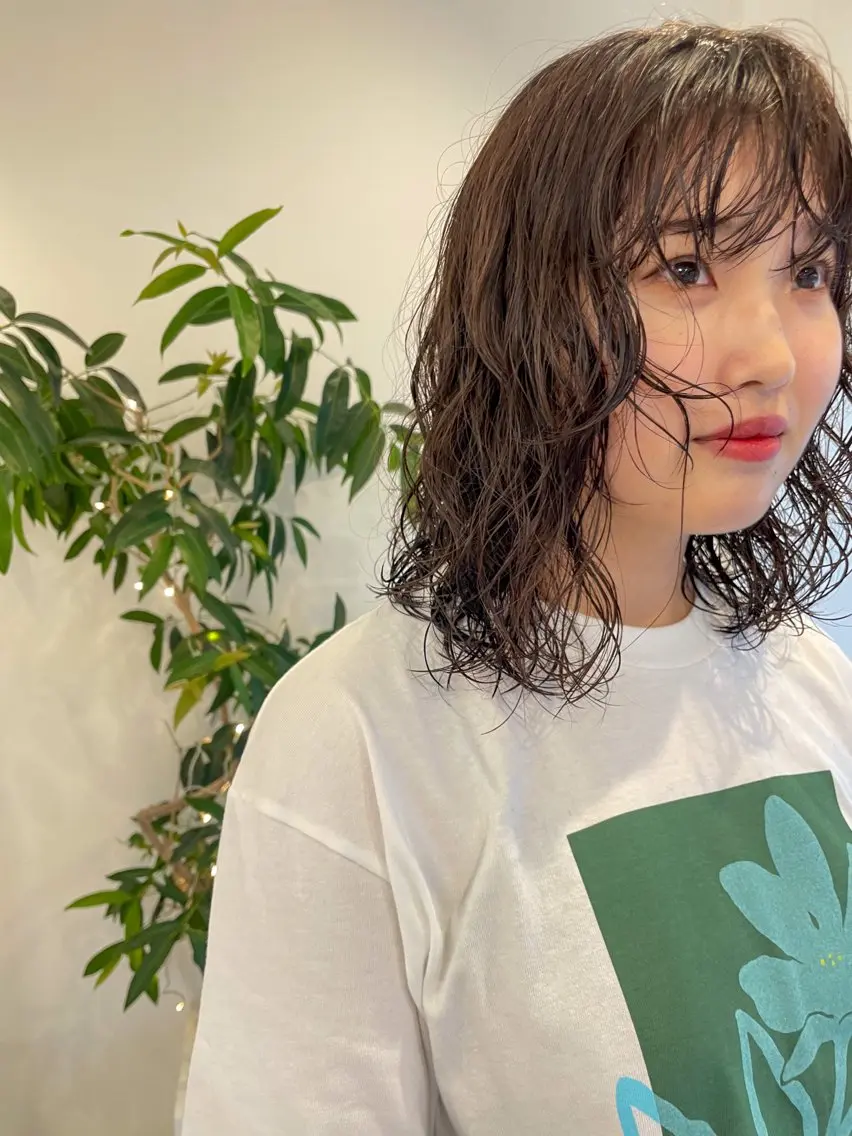 ミディアム 可愛いパーマスタイル といえばISSEYのヘアスタイル
