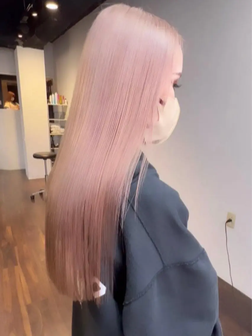 セミロング ⭐️心斎橋カラーモデ ル⭐️SOUのヘアスタイル