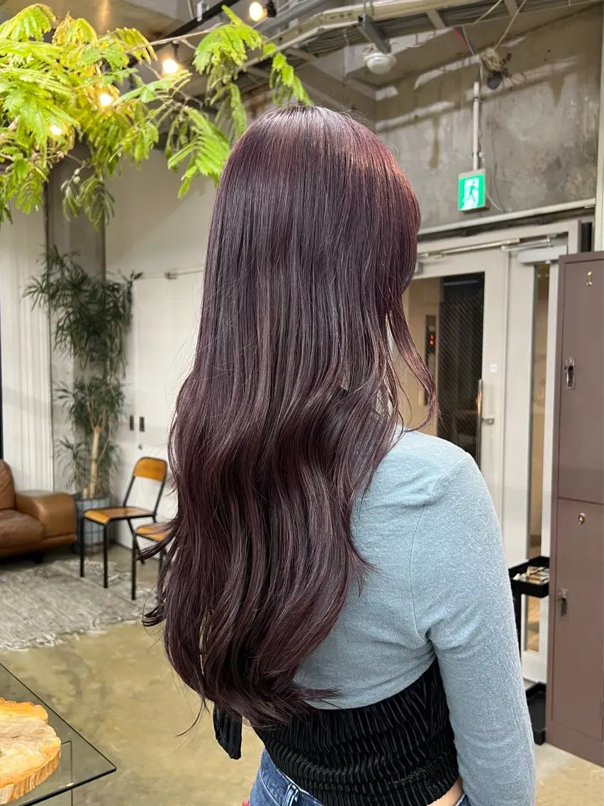 ロング カラー ラベンダーカラー カット ヘアカラー トリートメント azumi/グレー ジュ/オリーブ/縮毛のヘアスタイル