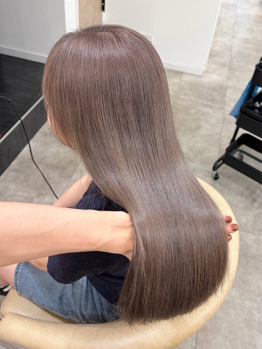 ロング カット ヘアカラー トリートメント 廣庭 勇人のヘアスタイル