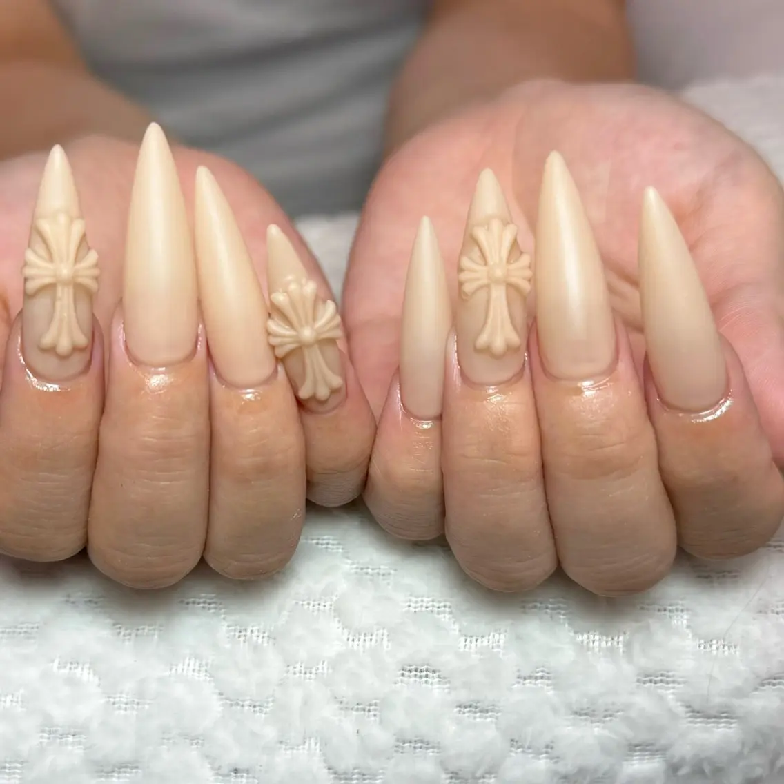 ネイル ハンドネイル Arva Manaのネイルデザイン