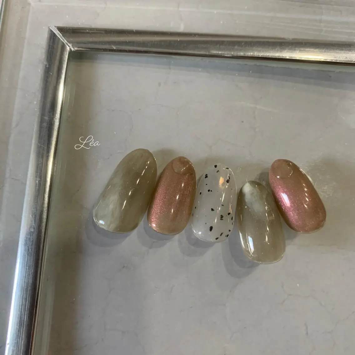 ネイル ジェルネイル パラジェル Léa nailのネイルデザイン