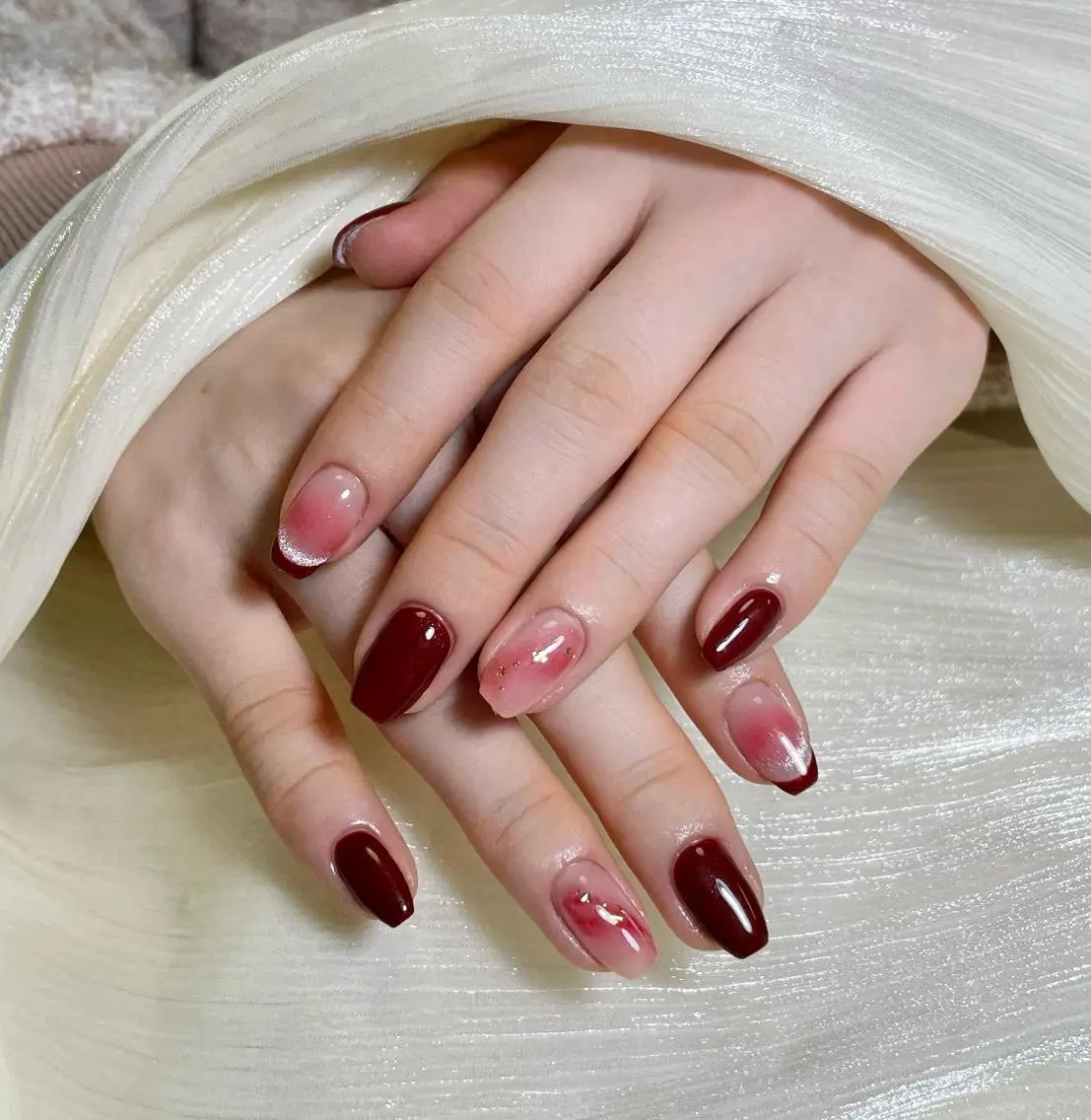 ネイル ハンドネイル ハンドケア 🍑 momo_nailのネイルデザイン