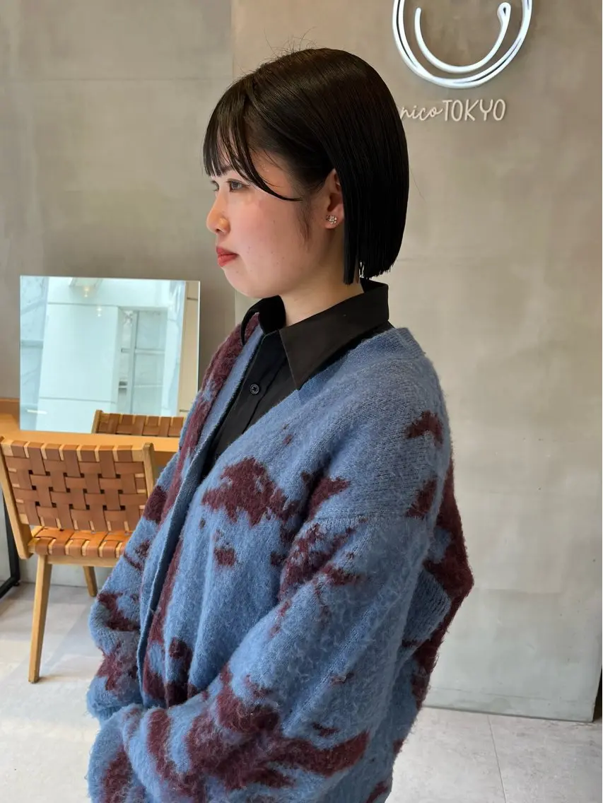 ミディアム カラー カット ヘアカラー トリートメント 縮毛矯正ボブ&顔まわ レイヤー♡TOMOEのヘアスタイル