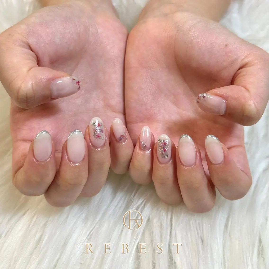 ネイル ❤️💛REBEST 京橋 nailのネイルデザイン