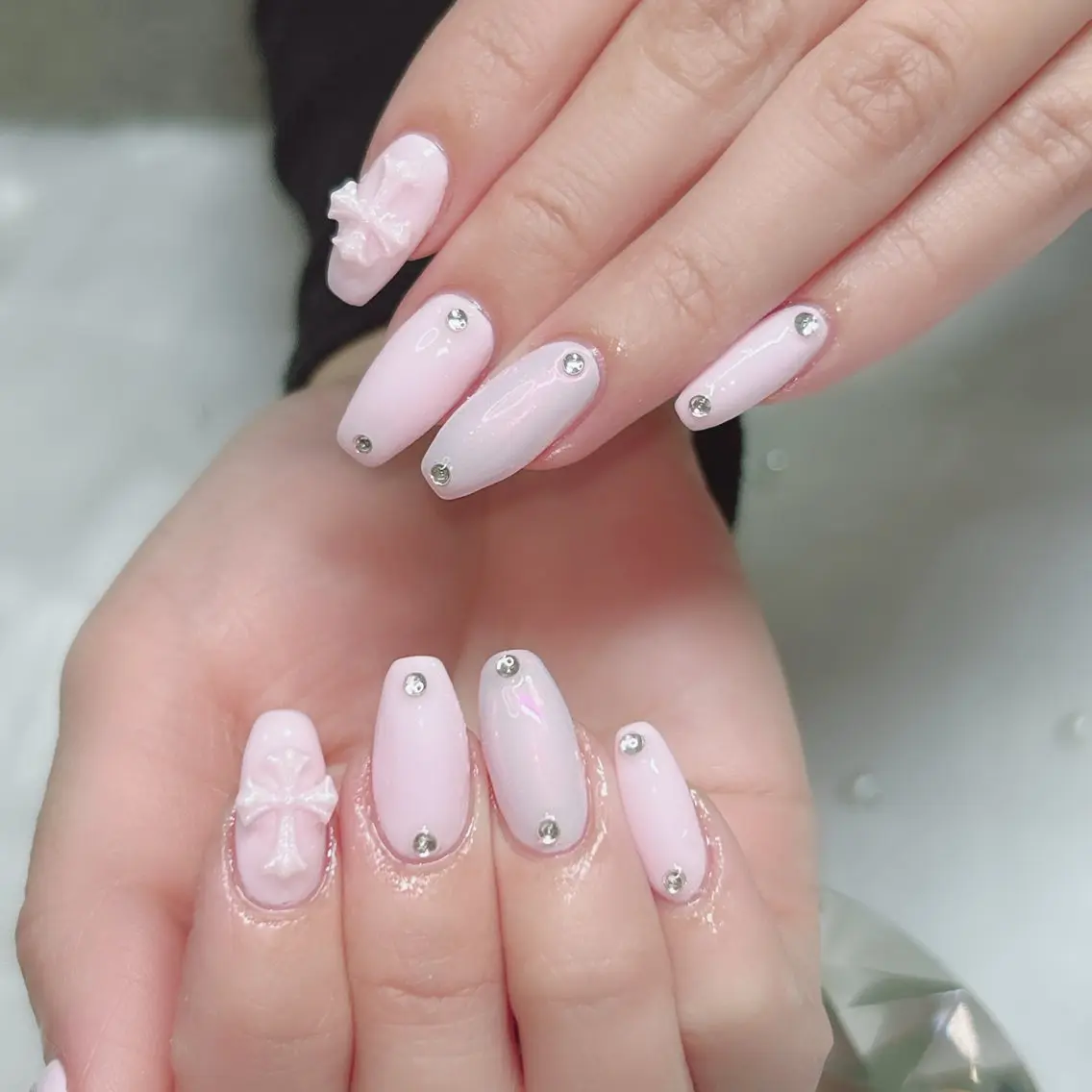ネイル オーロラネイル ミラーネイル オフィスネイル ワンカラーネイル シンプルネイル ハンドネイル Cute Tips nailのネイルデザイン