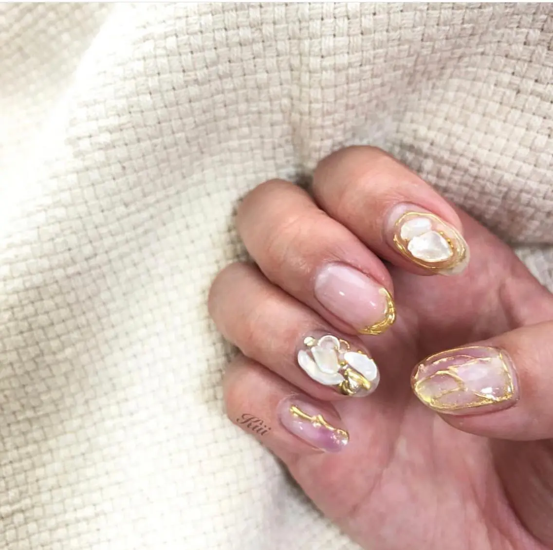 ネイル ハンドネイル フットネイル kiii.__ ✴︎*のネイルデザイン