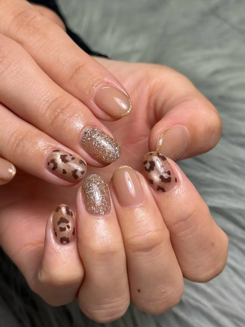 ネイル アニマル柄 マグネットネイル ハンドネイル nail salon h🎀小夏のネイルデザイン