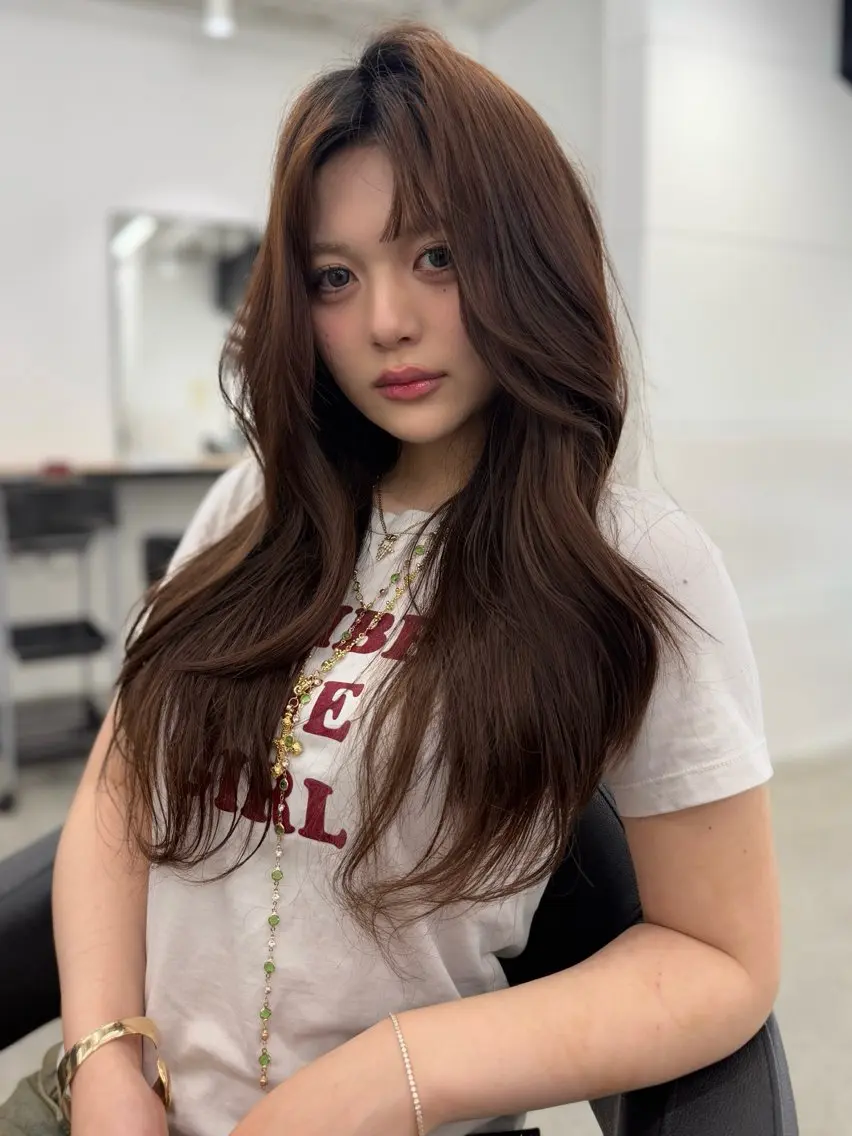 ロング カラー ブリーチ ブラウンカラー ショコラブラウン ダブルカラー ブリーチなしカラー カット ヘアカラー トリートメント レイヤーカット/ 縮毛矯正/TERUのヘアスタイル