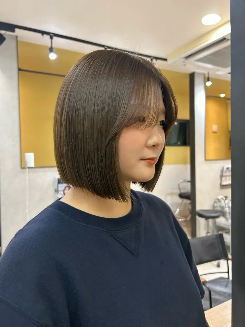 ショート カラー ベージュカラー オリーブベージュ ボブ カット ヘアカラー トリートメント hub hair レイヤー/透明感のヘアスタイル