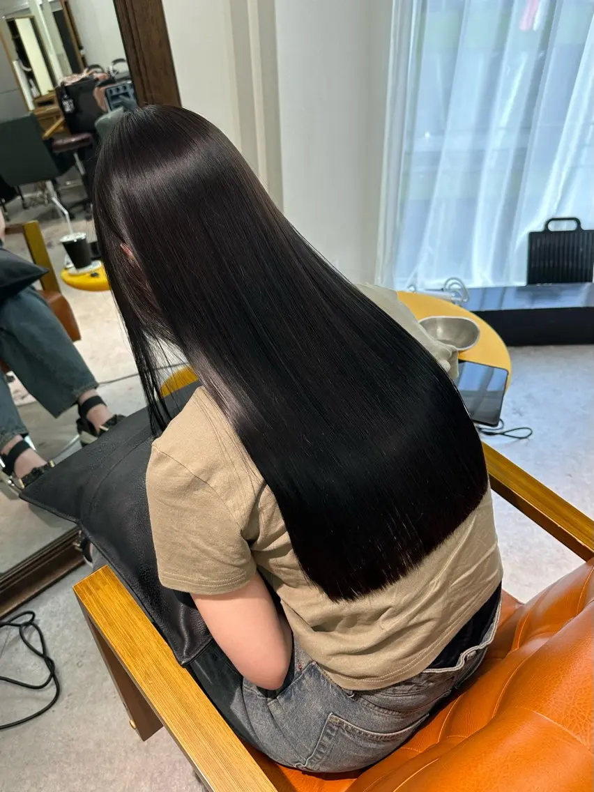カラー 髪質改善 トリートメント slit kokoroのヘアスタイル