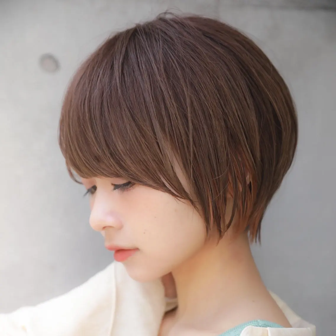ショート カラー くびれヘア ショートヘア レイヤーカット⭐️ ハッシュカット特化のヘアスタイル