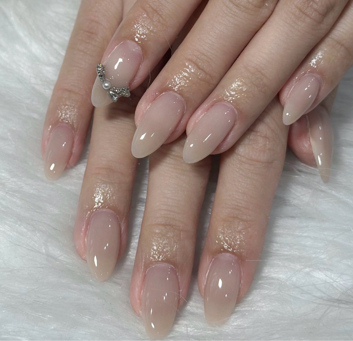 ネイル ハンドネイル LAVISH sakiのネイルデザイン