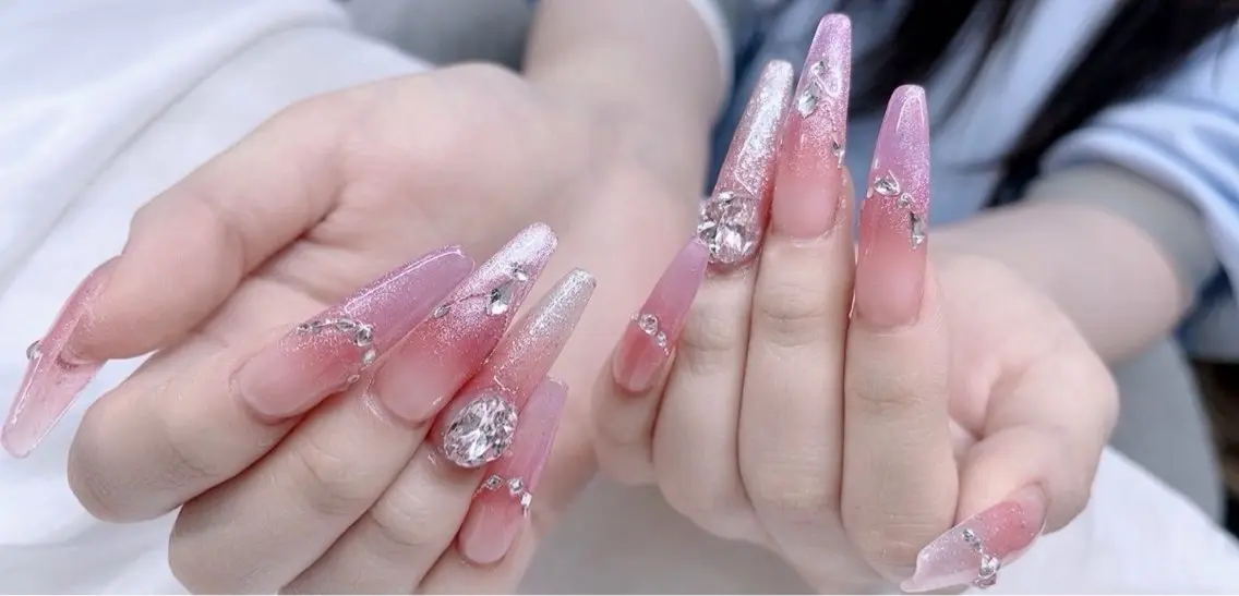 ネイル ハンドネイル WO MIAO💎のネイルデザイン