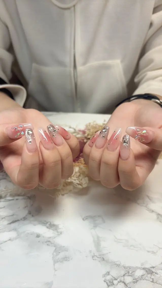ネイル ハンドネイル はな💎ネイル ワンホン、長さ出しのネイルデザイン