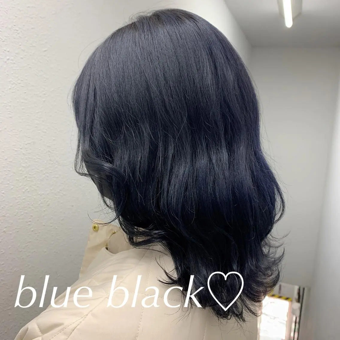 セミロング カラー 黒髪 ブルーカラー ブルーブラック オレンジ ヘアカラー トリートメント NANAMI🩵 大人可愛い韓国ヘアのヘアスタイル