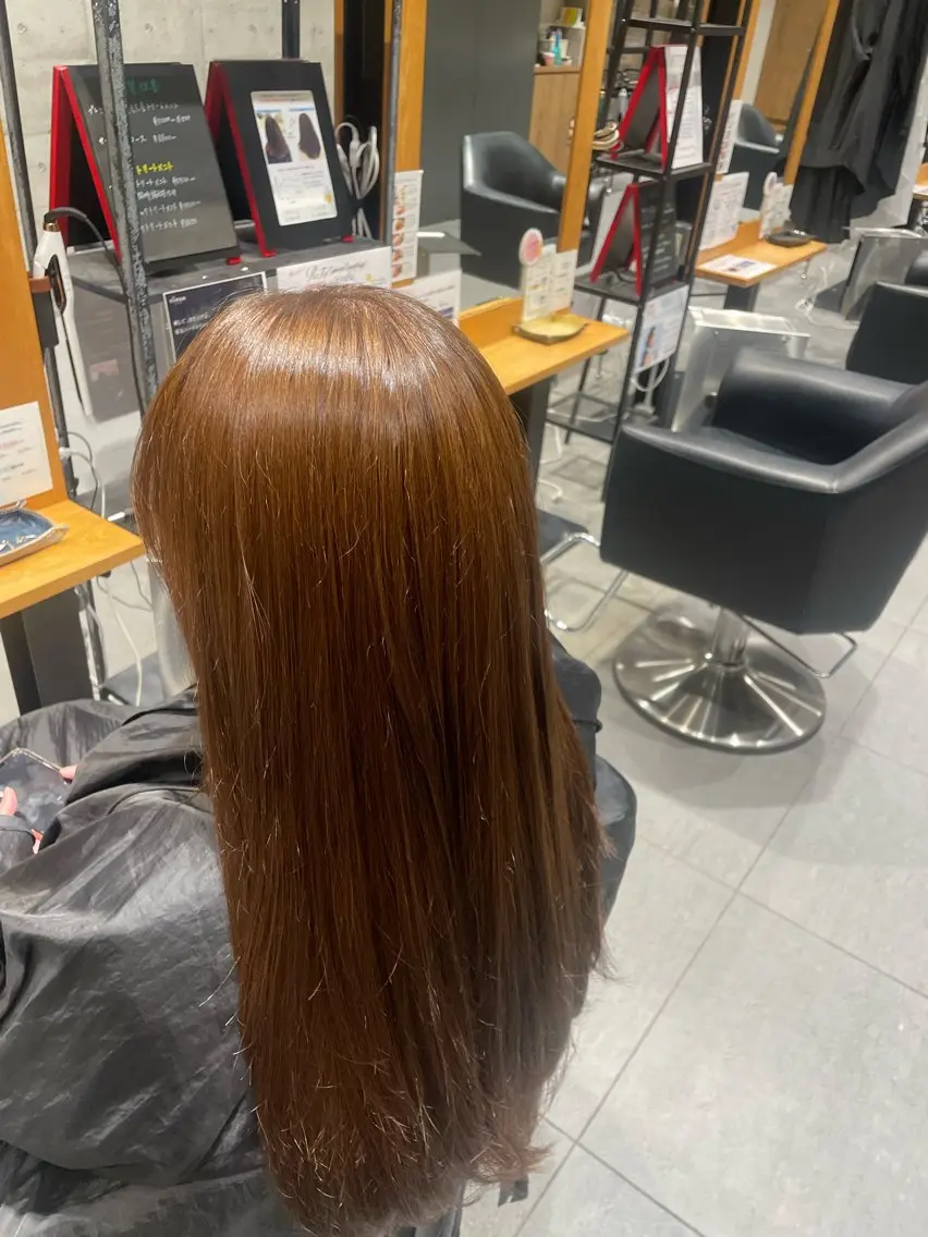 カラー 土居 海緒のヘアスタイル