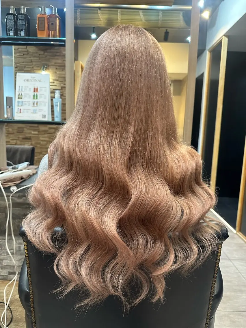 💛🫧カット+ケアブリーチ+カラー+プレミアムエクステ50cm(40本)💛🫧の写真