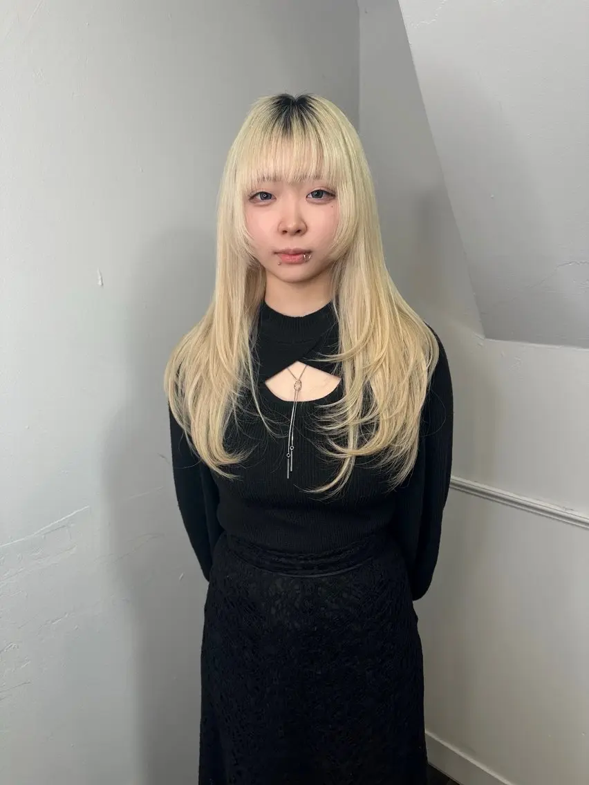 セミロング ケアカラー ボブ 髪質改善 韓国風ヘア レイヤーカット カット トリートメント 心斎橋 韓国レイヤ ー指名No.1renのヘアスタイル