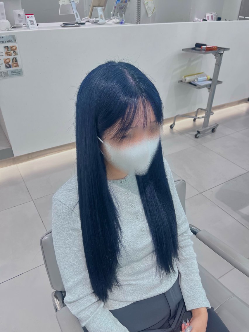 セミロング カラー ヘアカラー 高光汰一 / 新宿三丁目美容師のヘアスタイル